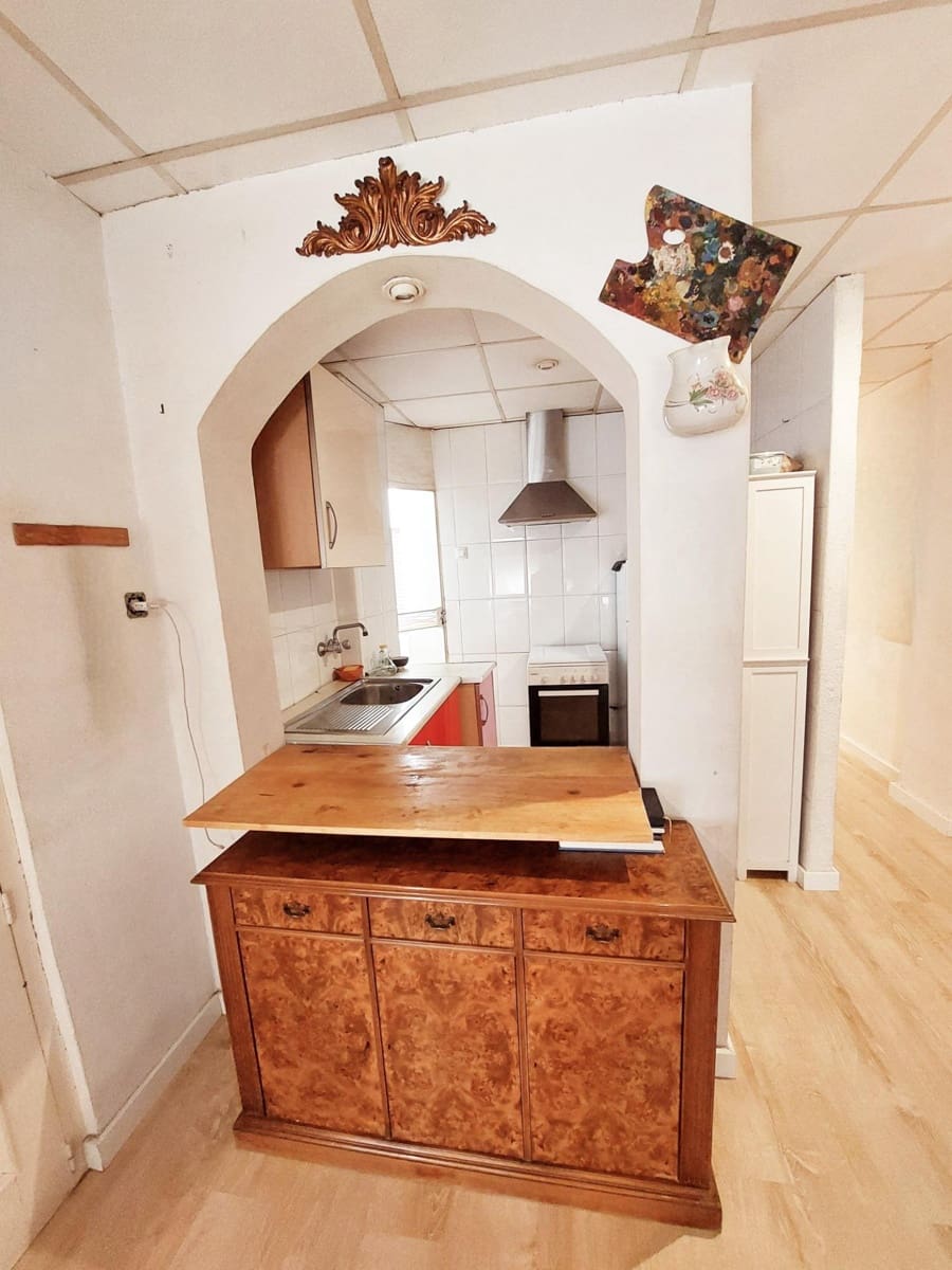 Piso de 2 habitaciones en Murcia ciudad en venta - 84.000 € (Ref: 9558762)