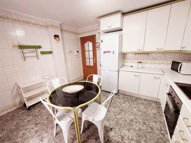 3 bedroom Flat for rent in La Flota, Murcia city with garage - € 900 (Ref: 9558766)