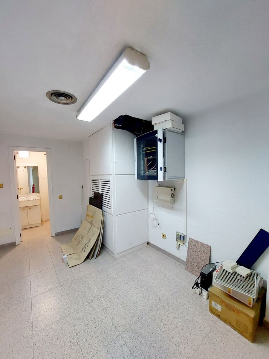 Oficina en Murcia ciudad en alquiler - 300 € (Ref: 9558770)