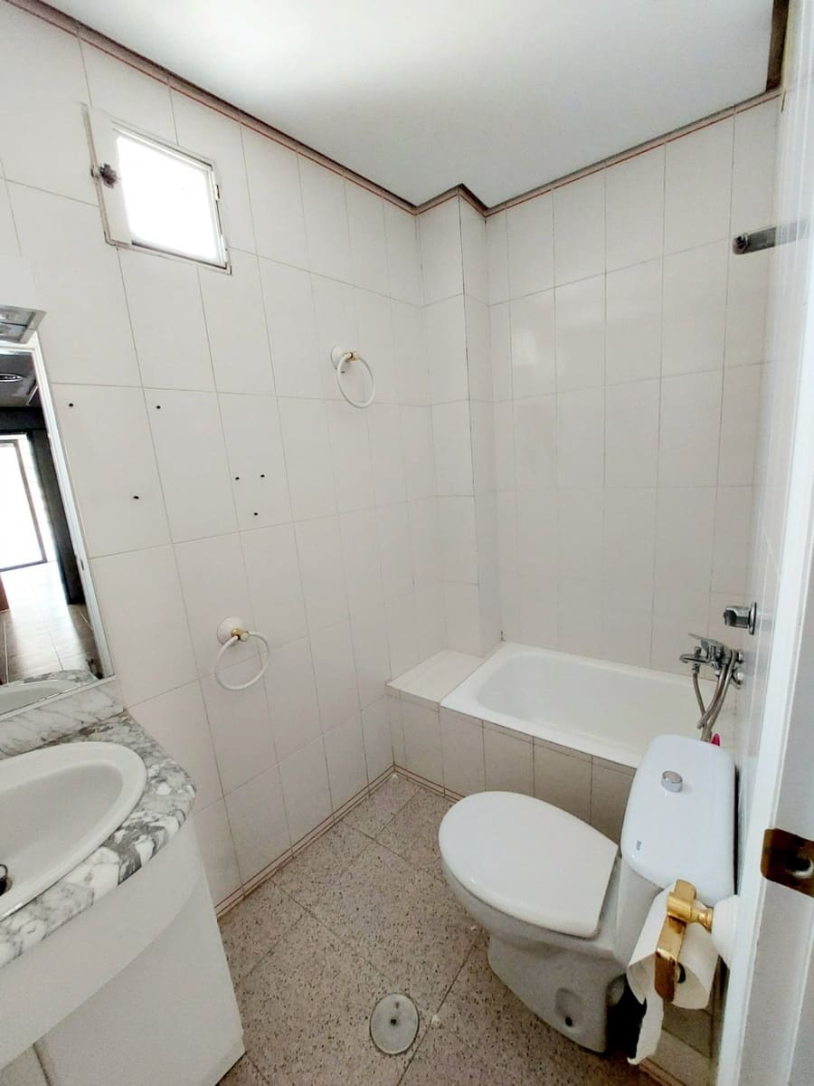 Oficina en Murcia ciudad en alquiler - 300 € (Ref: 9558770)