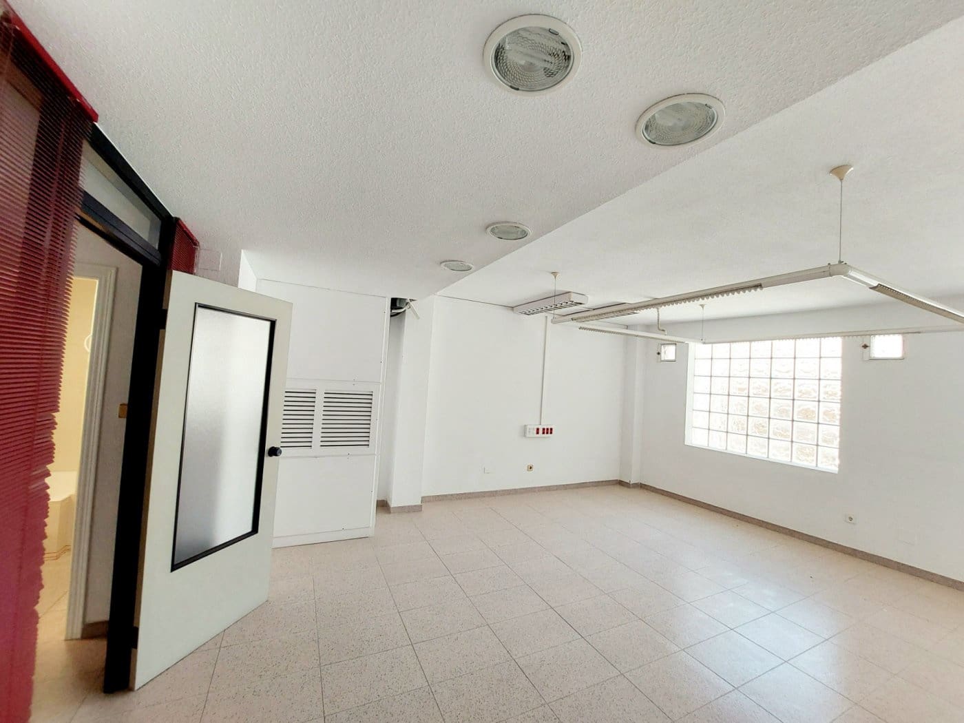 Oficina en Murcia ciudad en alquiler - 300 € (Ref: 9558770)