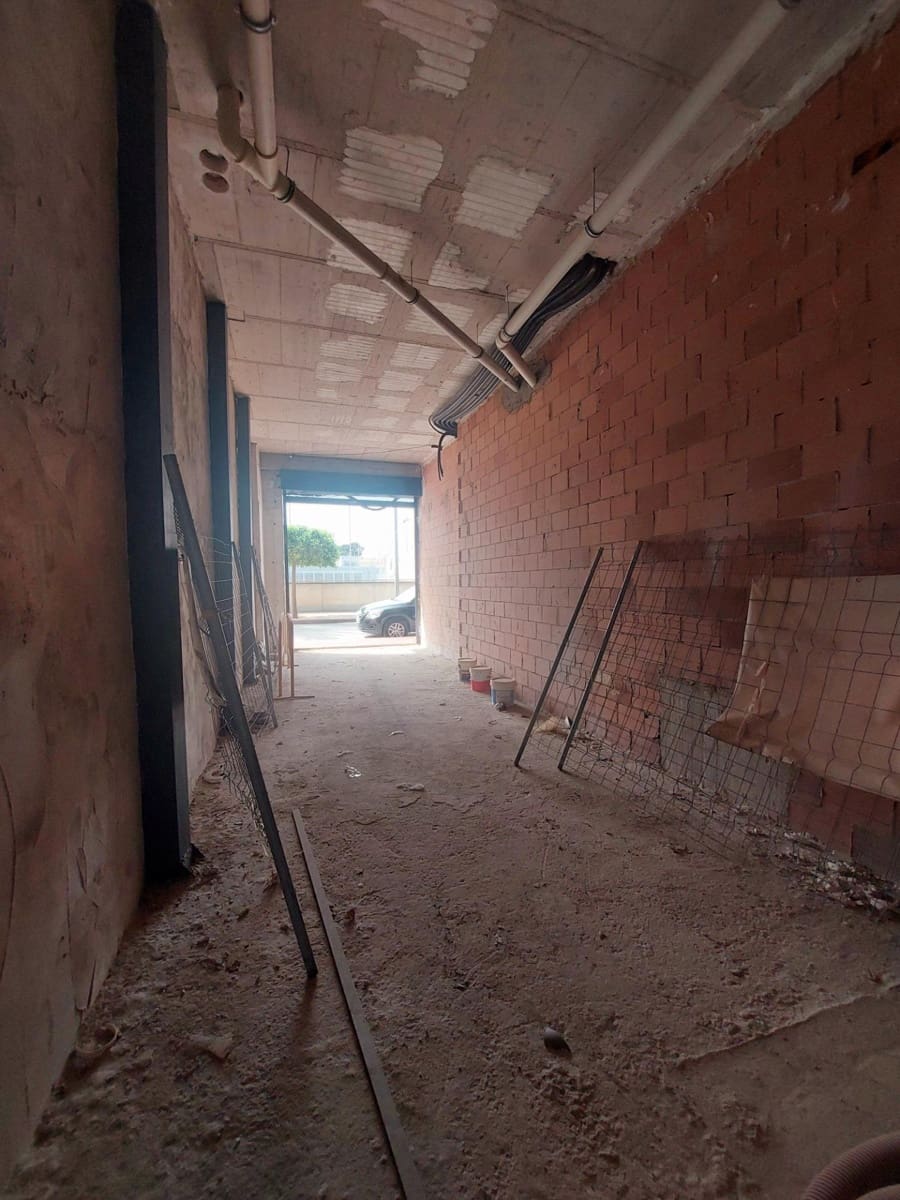 Local Comercial en Murcia ciudad en alquiler - 600 € (Ref: 9558771)