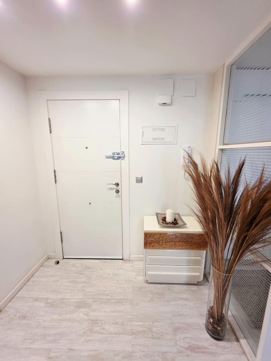 1 quarto Apartamento para venda em Calpe / Calp com piscina - 299 000 € (Ref: 9568959)