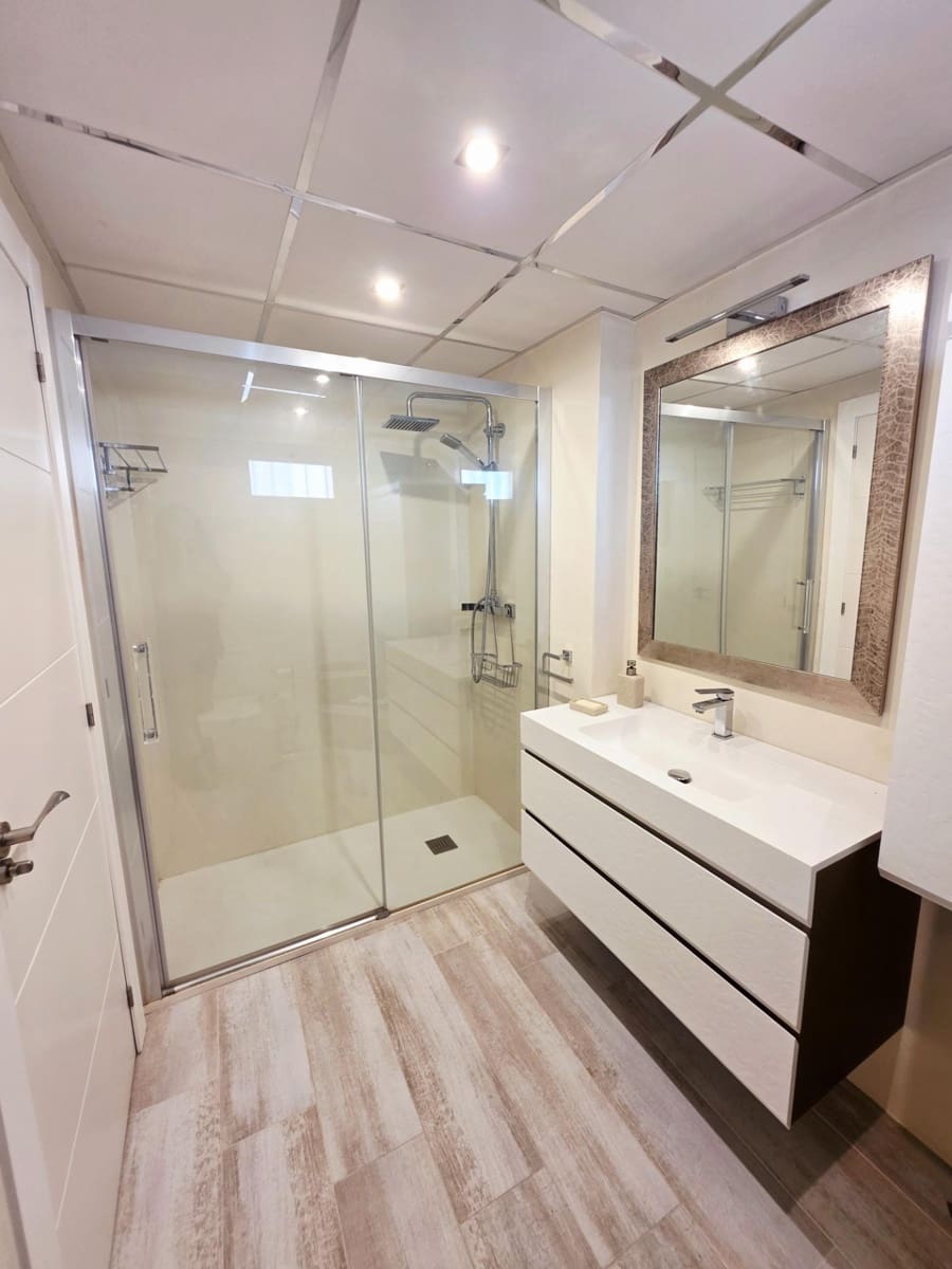 1 quarto Apartamento para venda em Calpe / Calp com piscina - 299 000 € (Ref: 9568959)