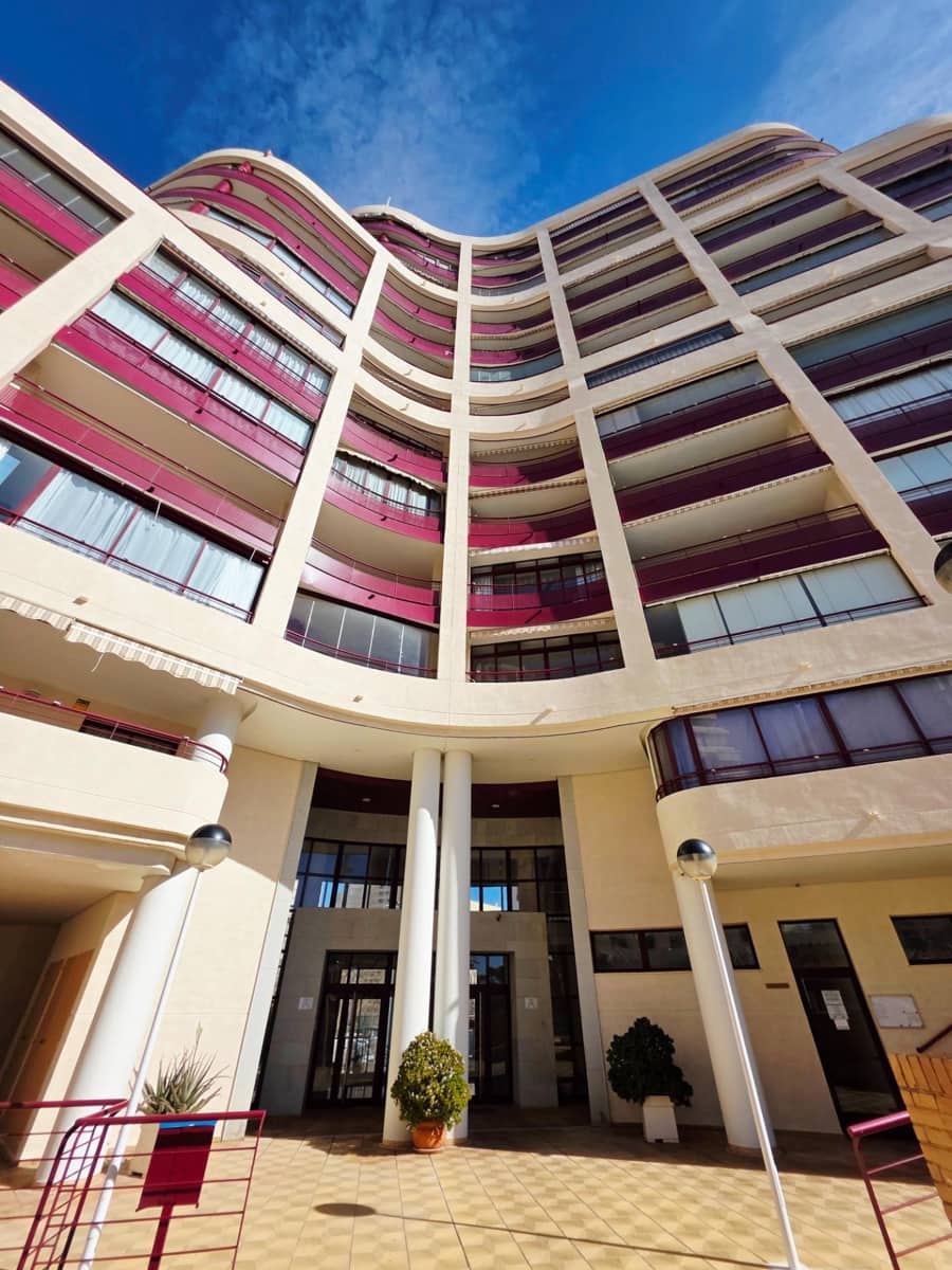 1 quarto Apartamento para venda em Calpe / Calp com piscina - 299 000 € (Ref: 9568959)