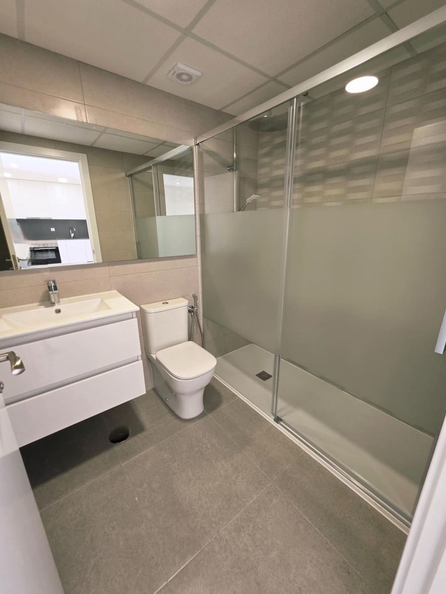 1 chambre Appartement à vendre à La Manga del Mar Menor avec piscine garage - 195 000 € (Ref: 9625875)