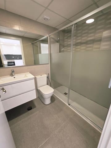 1 chambre Appartement à vendre à La Manga del Mar Menor avec piscine garage - 195 000 € (Ref: 9625875)