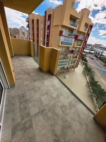 1 chambre Appartement à vendre à La Manga del Mar Menor avec piscine garage - 195 000 € (Ref: 9625875)