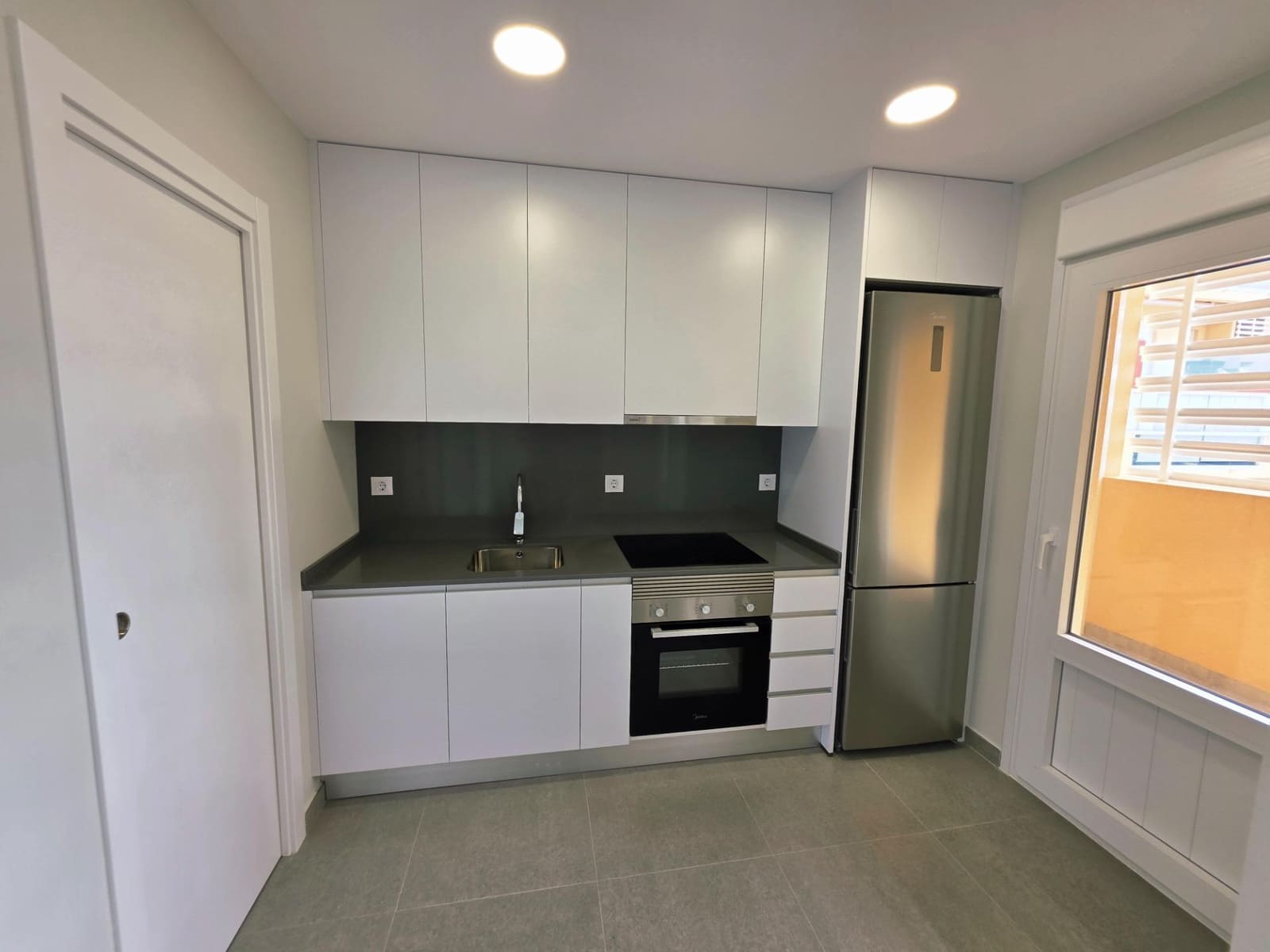 1 chambre Appartement à vendre à La Manga del Mar Menor avec piscine garage - 195 000 € (Ref: 9625875)