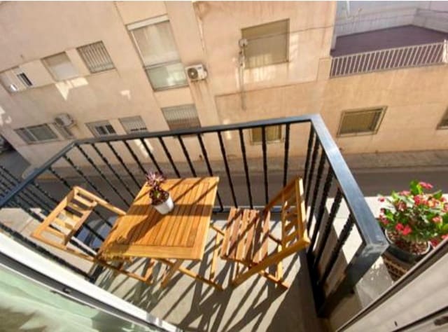 2 bedroom Apartment for rent in Carboneras - € 400 (Ref: 9143347)