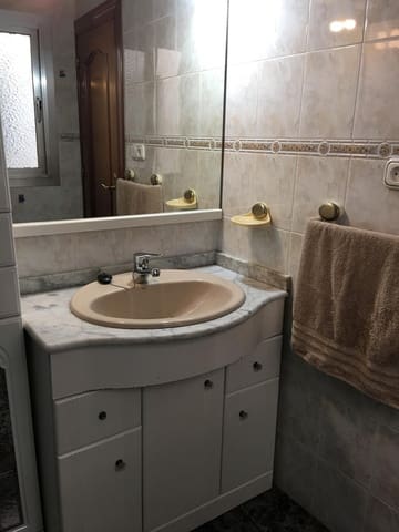 Appartement de 3 chambres à louer à Barrio Alto - San Félix - Oliveros - Altamira, Almería ville - 825 € (Ref: 9143367)