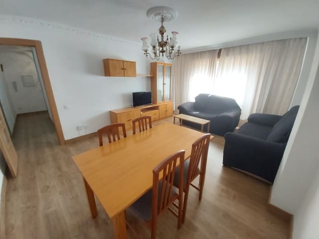 Appartement de 4 chambres à louer à Nueva Andalucía, Almería ville - 900 € (Ref: 9143374)