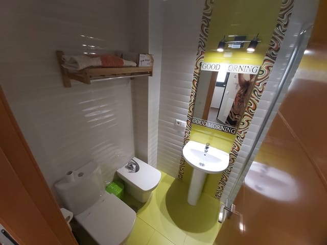 Appartement de 1 chambre à louer à Ciudad Jardín - Tagarete - El Zapillo, Almería ville - 700 € (Ref: 9175057)