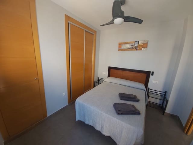 Appartement de 1 chambre à louer à Ciudad Jardín - Tagarete - El Zapillo, Almería ville - 700 € (Ref: 9175057)