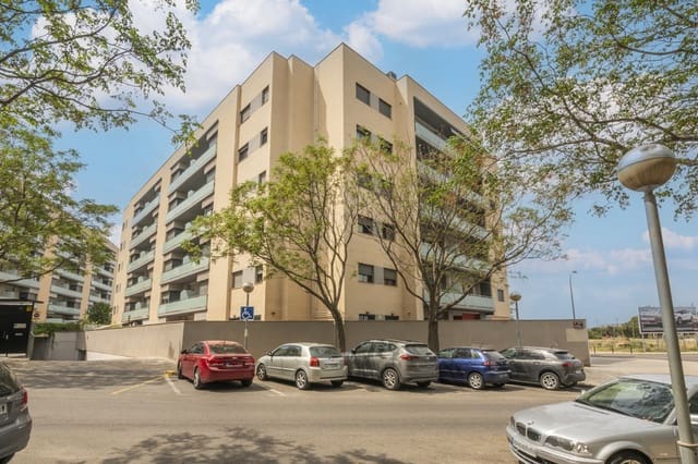 2 soveværelse Lejlighed til salg i Lleida by med swimmingpool garage - € 126.000 (Ref: 9159008)