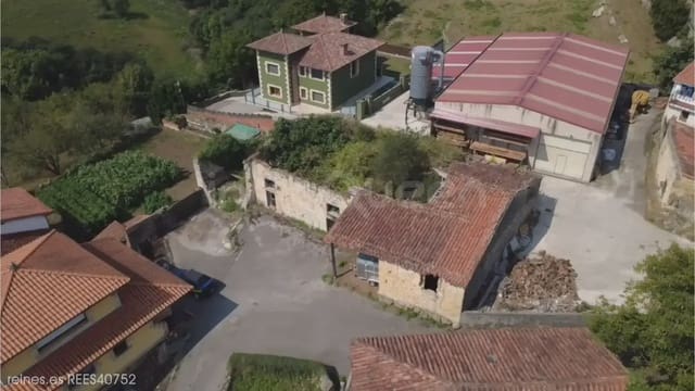 Terrain à Bâtir à vendre à Herrerías - 198 000 € (Ref: 10019717)