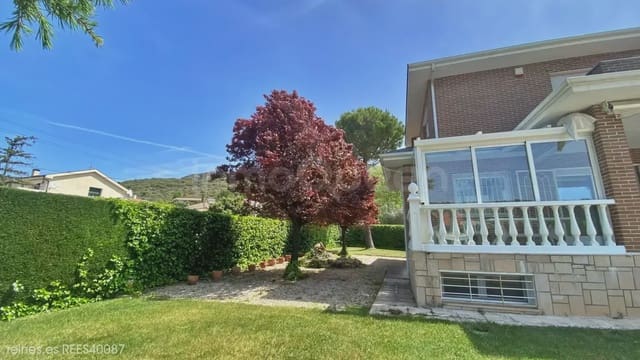 6 Zimmer Villa zu verkaufen in Villar del Olmo - 545.000 € (Ref: 10031267)