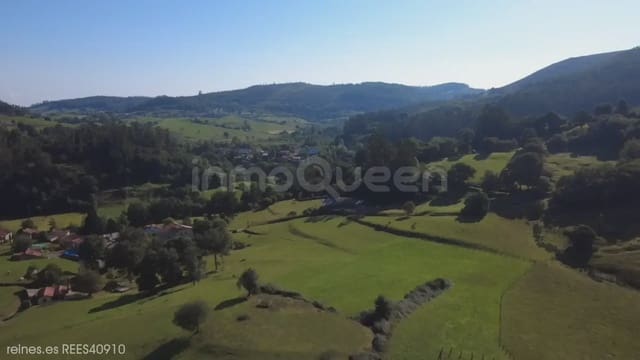 Adosado en Valdáliga en venta - 135.000 € (Ref: 10044230)