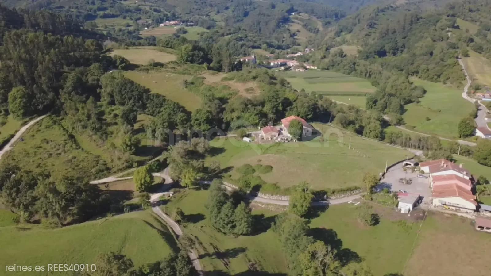 Adosado en Valdáliga en venta - 135.000 € (Ref: 10044230)