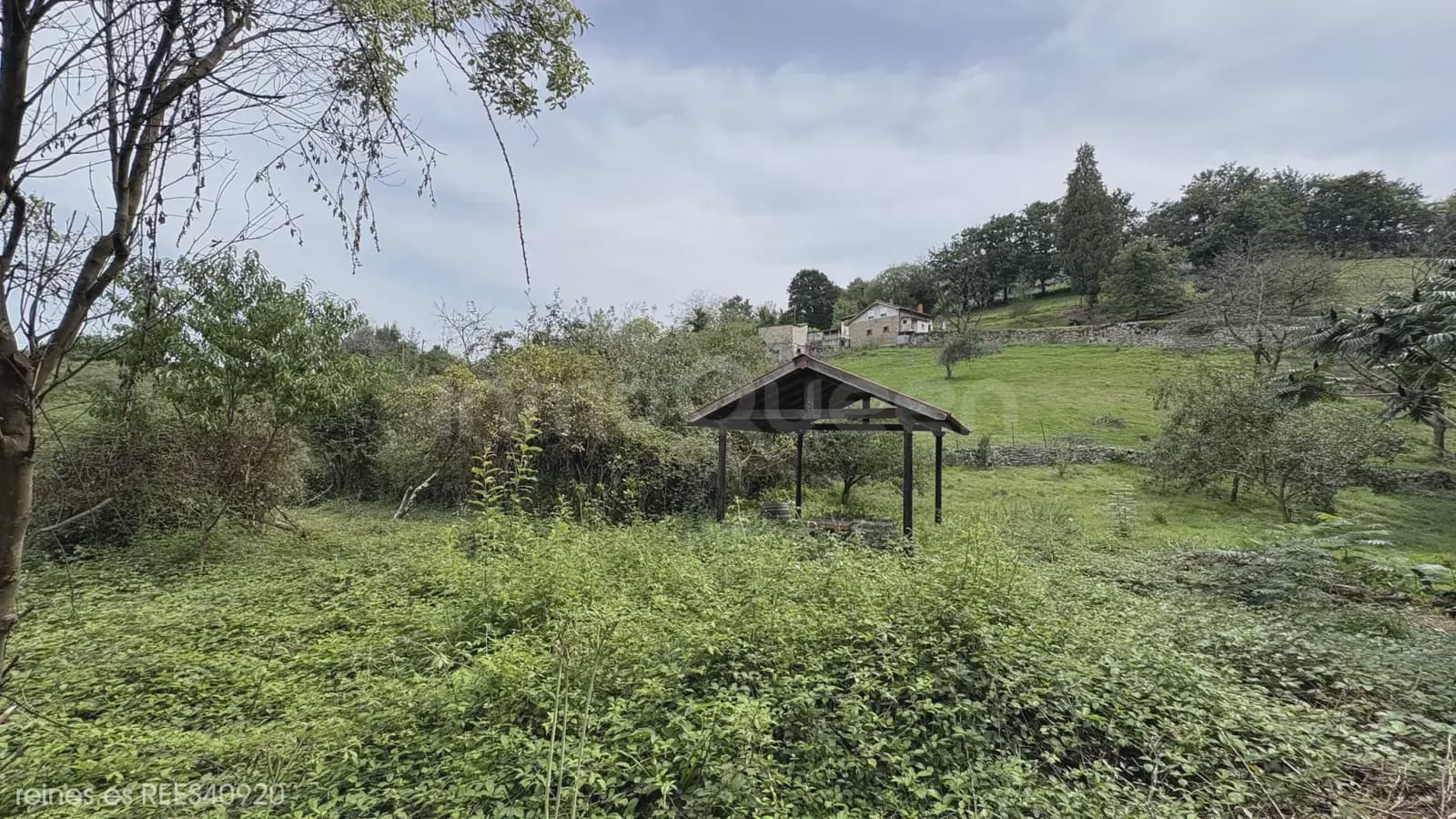 Działka budowlana na sprzedaż w Ribera de Arriba - 75 000 € (Ref: 10054447)