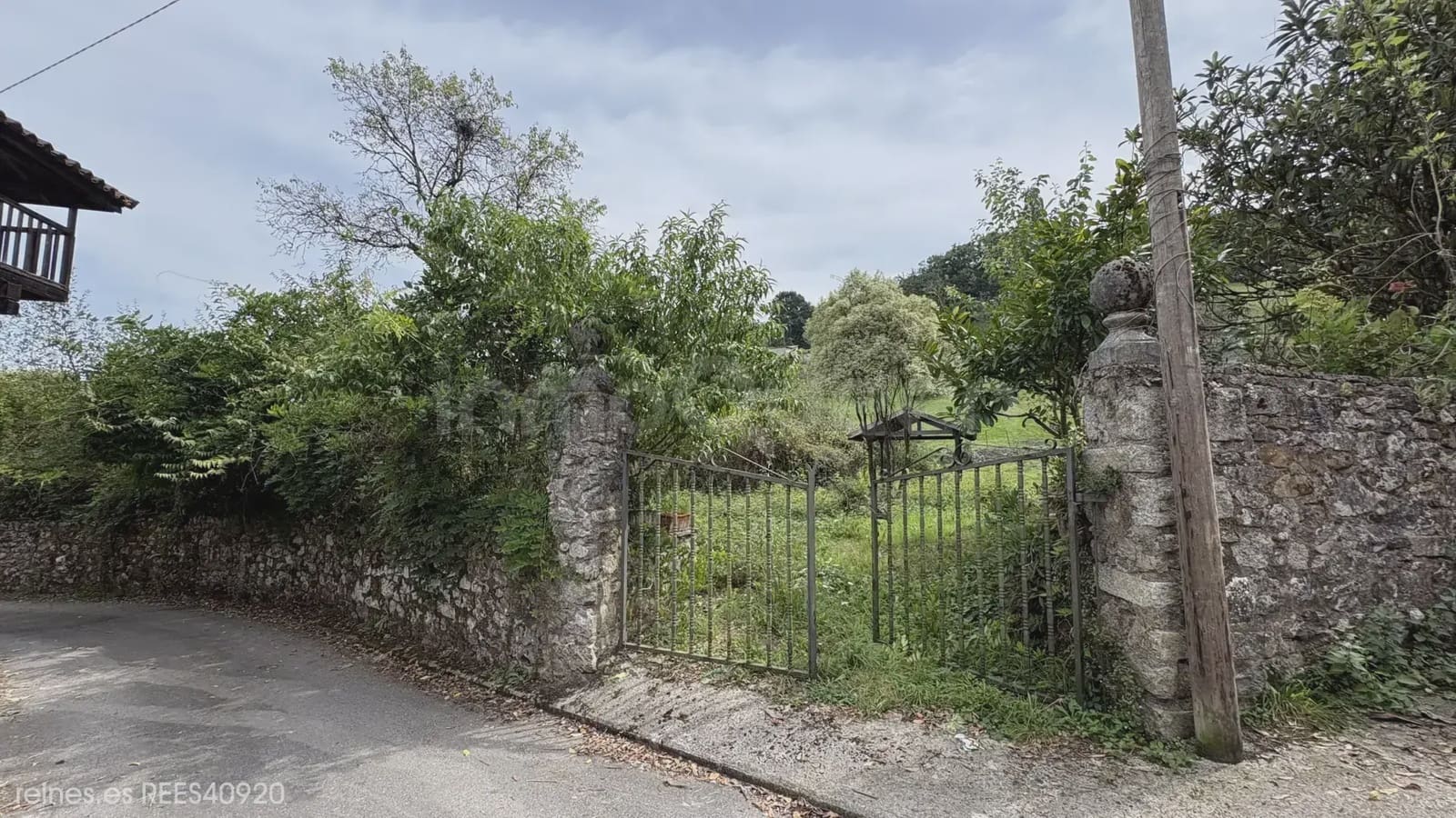Działka budowlana na sprzedaż w Ribera de Arriba - 75 000 € (Ref: 10054447)