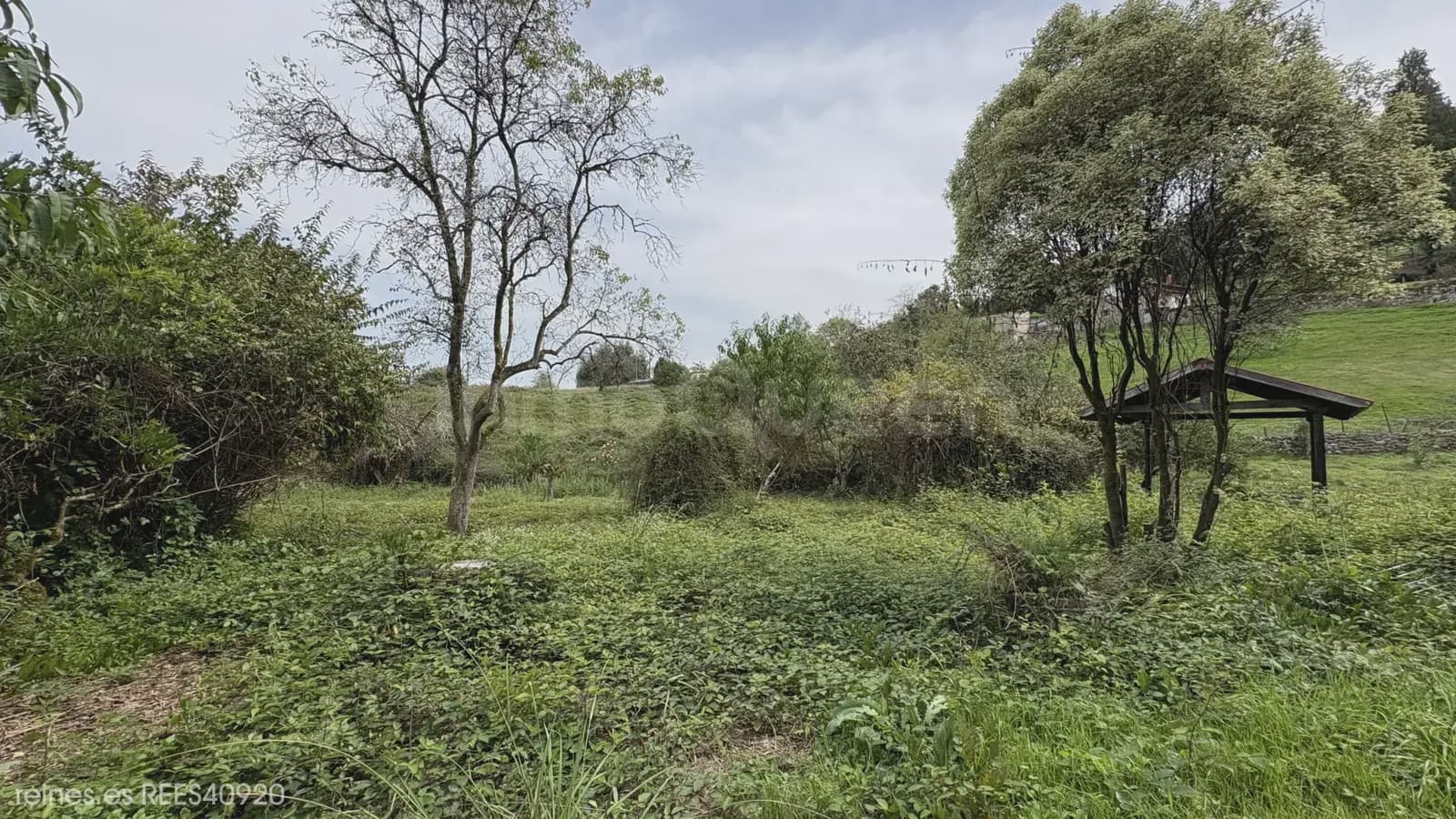 Działka budowlana na sprzedaż w Ribera de Arriba - 75 000 € (Ref: 10054447)
