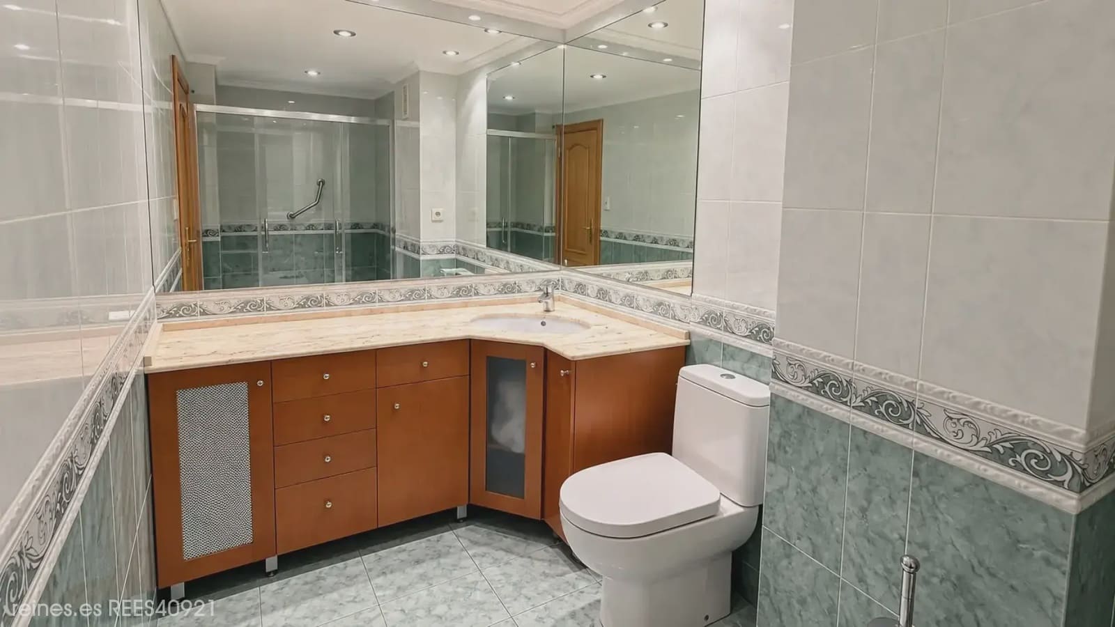 Piso de 3 habitaciones en Zaragoza ciudad en venta con garaje - 295.000 € (Ref: 10061013)