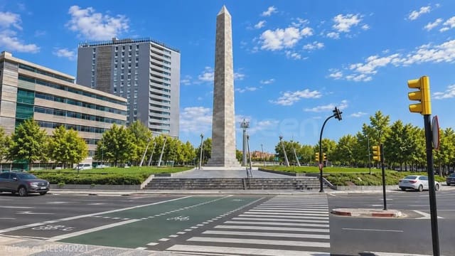 Piso de 3 habitaciones en Zaragoza ciudad en venta con garaje - 295.000 € (Ref: 10061013)