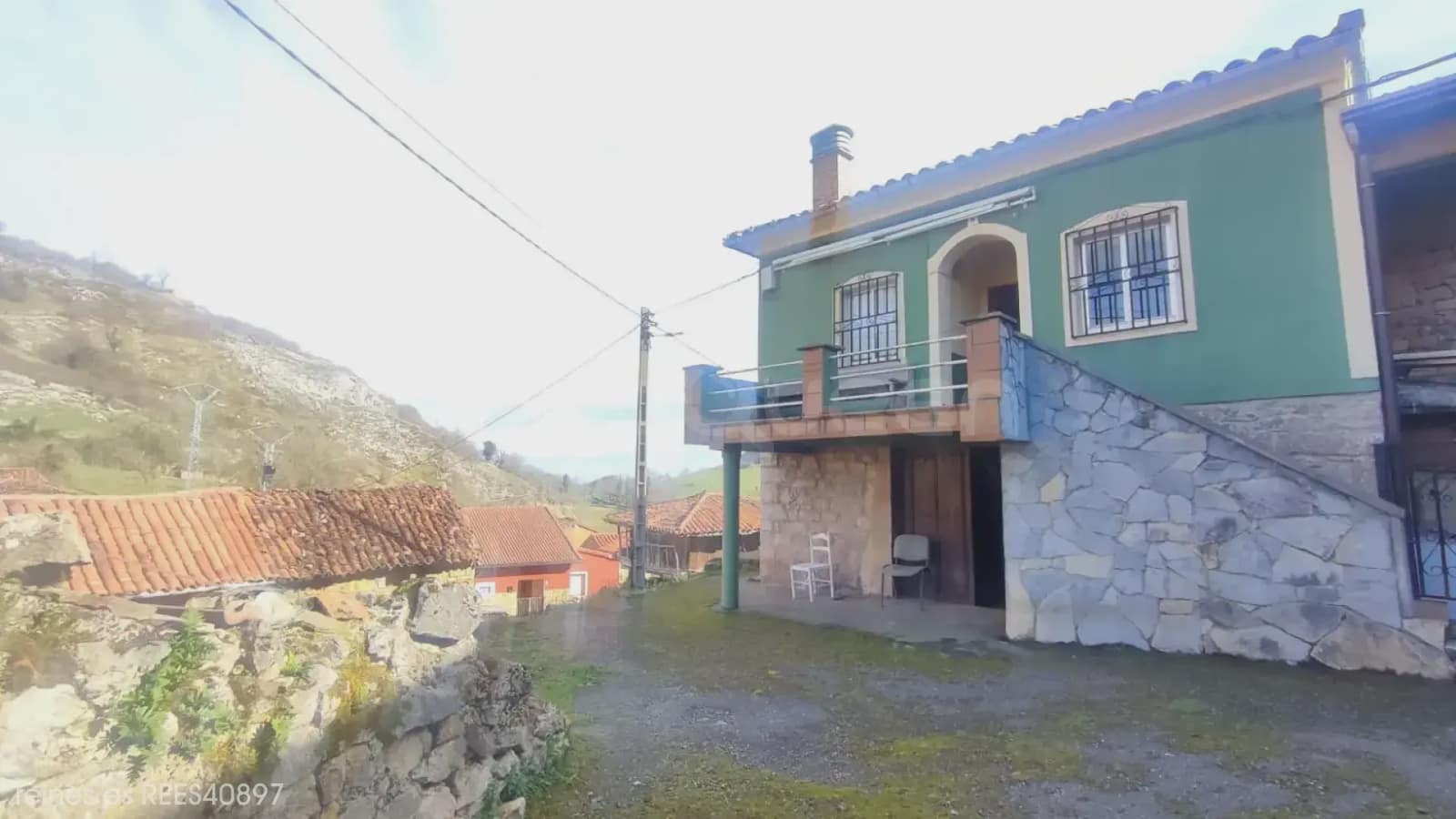 Finca/Casa Rural de 3 habitaciones en Yernes y Tameza en venta - 99.000 € (Ref: 10062671)