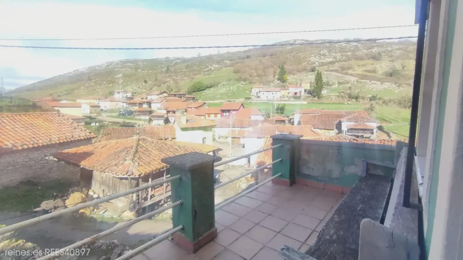 Finca/Casa Rural de 3 habitaciones en Yernes y Tameza en venta - 99.000 € (Ref: 10062671)