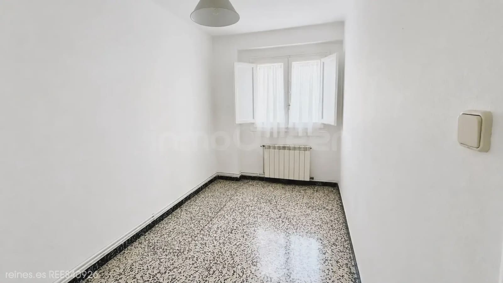 3 bedroom Flat for sale in Zaragoza city - € 180,000 (Ref: 10070172)