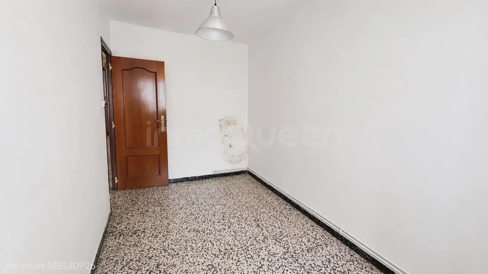 3 bedroom Flat for sale in Zaragoza city - € 180,000 (Ref: 10070172)