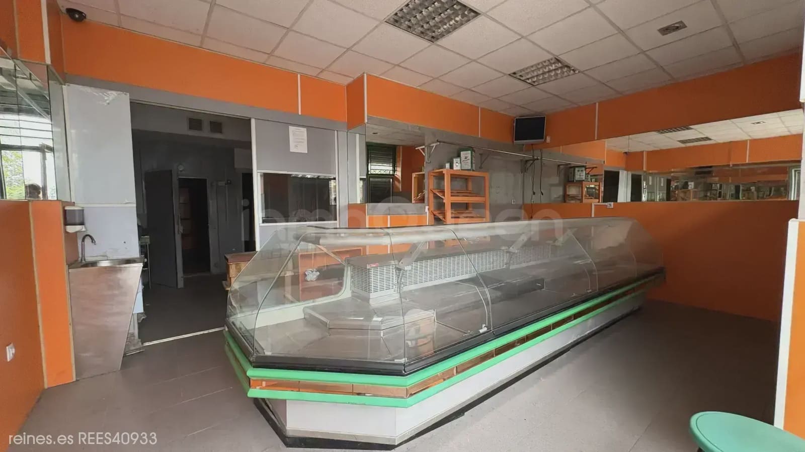 Entreprise à louer à Oviedo - 600 € (Ref: 10078802)