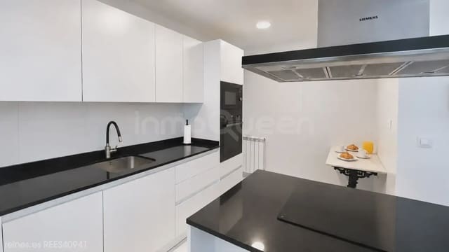 2 soverom Leilighet til leie i Zaragoza by - € 900 (Ref: 10095818)