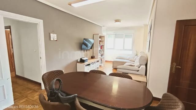 4 quarto Apartamento para venda em Torrelavega - 259 000 € (Ref: 10101273)