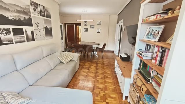 4 quarto Apartamento para venda em Torrelavega - 259 000 € (Ref: 10101273)