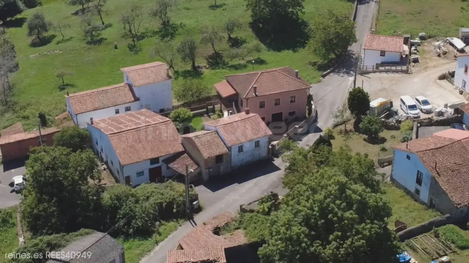 3 slaapkamer Finca/Landhuis te koop in Ribadedeva - € 150.000 (Ref: 10101276)