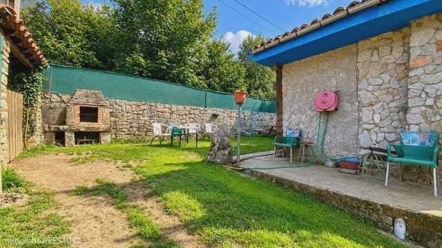 5 quarto Moradia para venda em Peñamellera Baja com garagem - 349 000 € (Ref: 10106554)