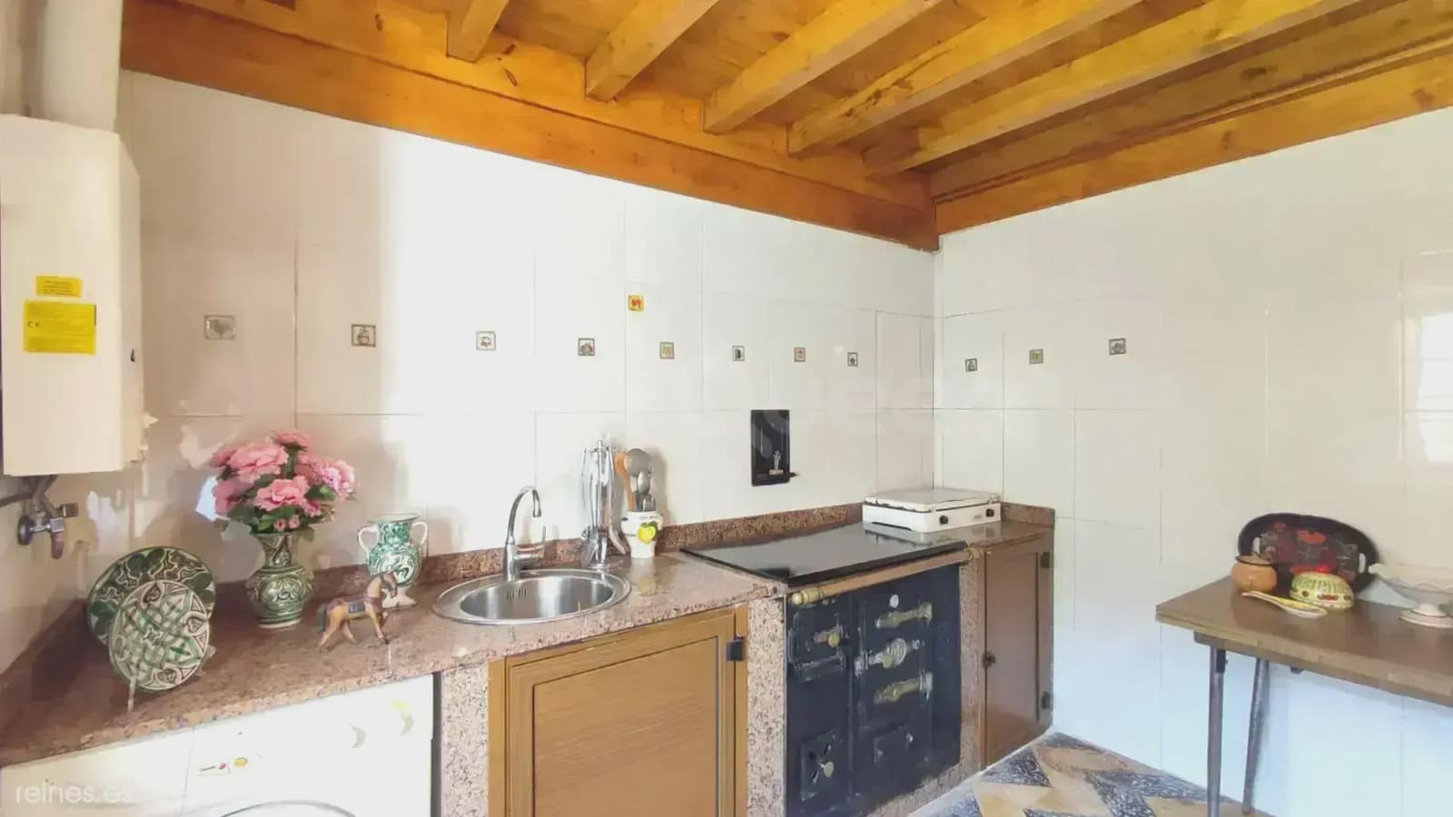 3 bedroom Finca/Country House for sale in Cabrales - € 132,000 (Ref: 10113331)