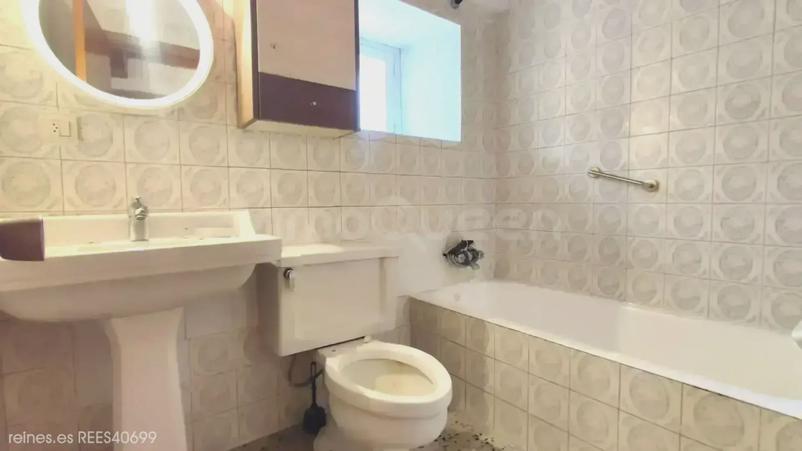 3 bedroom Finca/Country House for sale in Cabrales - € 132,000 (Ref: 10113331)