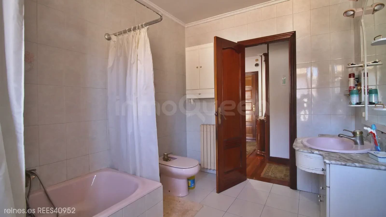 4 bedroom Villa for sale in Ramales de la Victoria with garage - € 649,900 (Ref: 10117128)