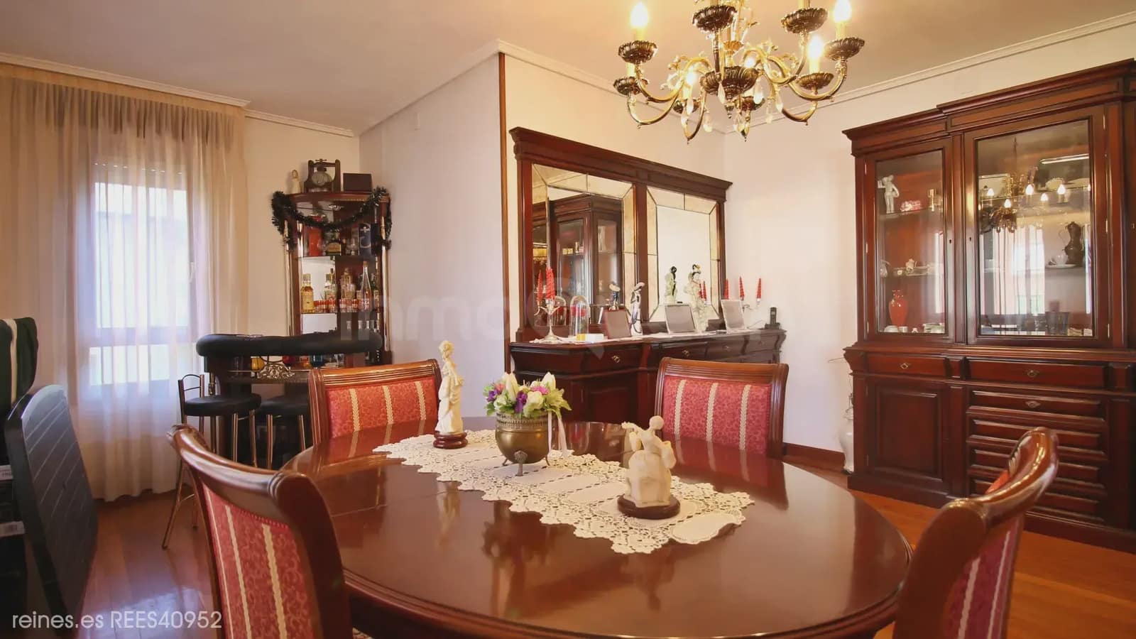 4 bedroom Villa for sale in Ramales de la Victoria with garage - € 649,900 (Ref: 10117128)