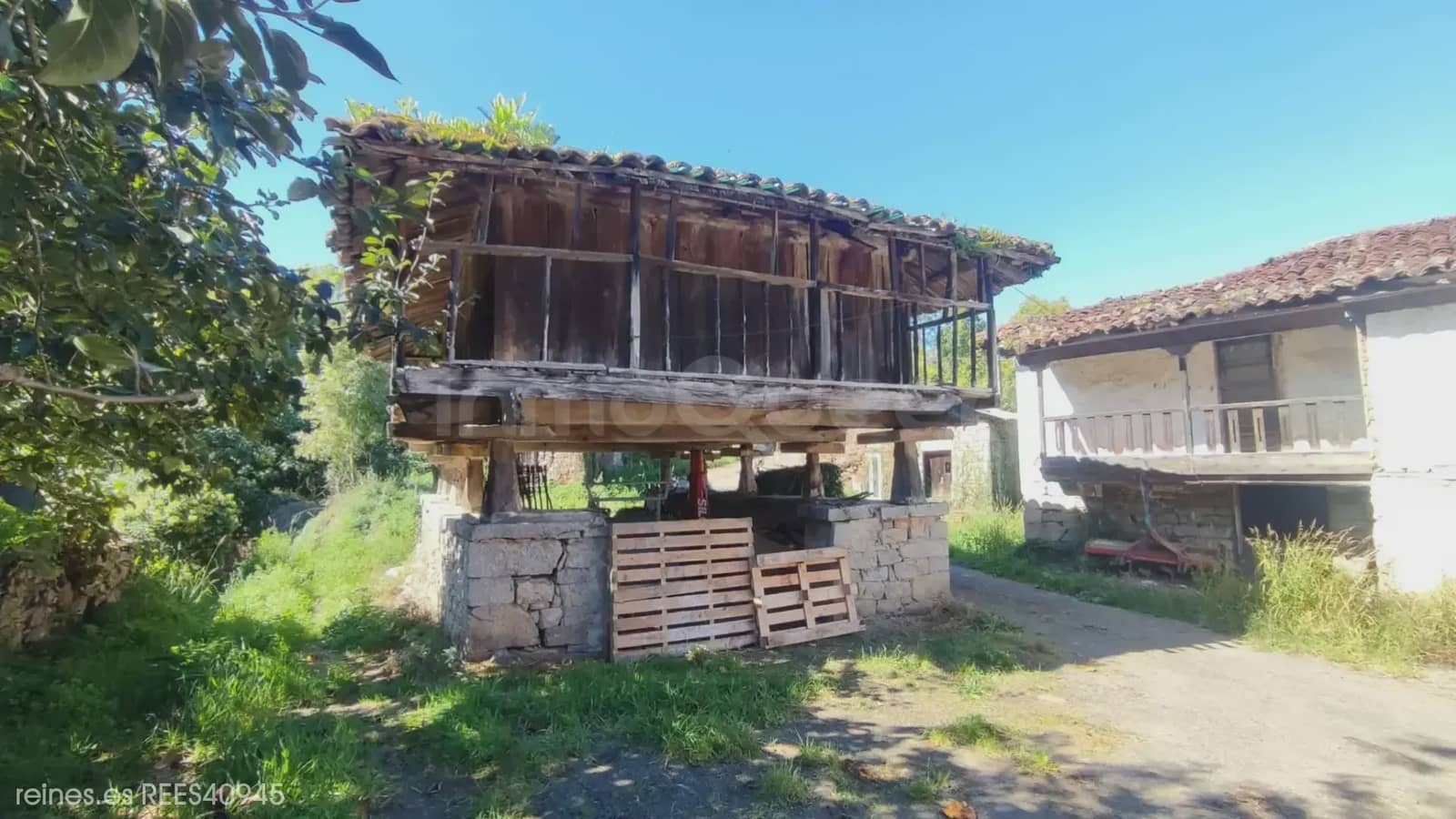 Finca/Casa Rural en Grado en venta con garaje - 39.900 € (Ref: 10120314)