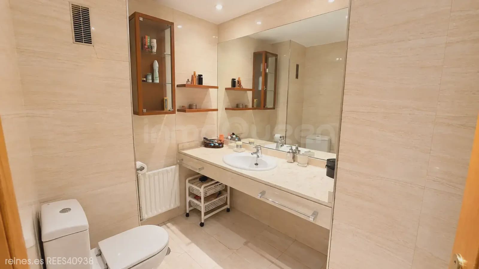 4 bedroom Flat for sale in Madrid city with pool garage - € 795,000 (Ref: 10121070)
