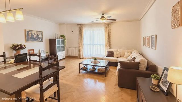4 bedroom Flat for sale in Horcajo, Madrid city with pool garage - € 795,000 (Ref: 10121070)