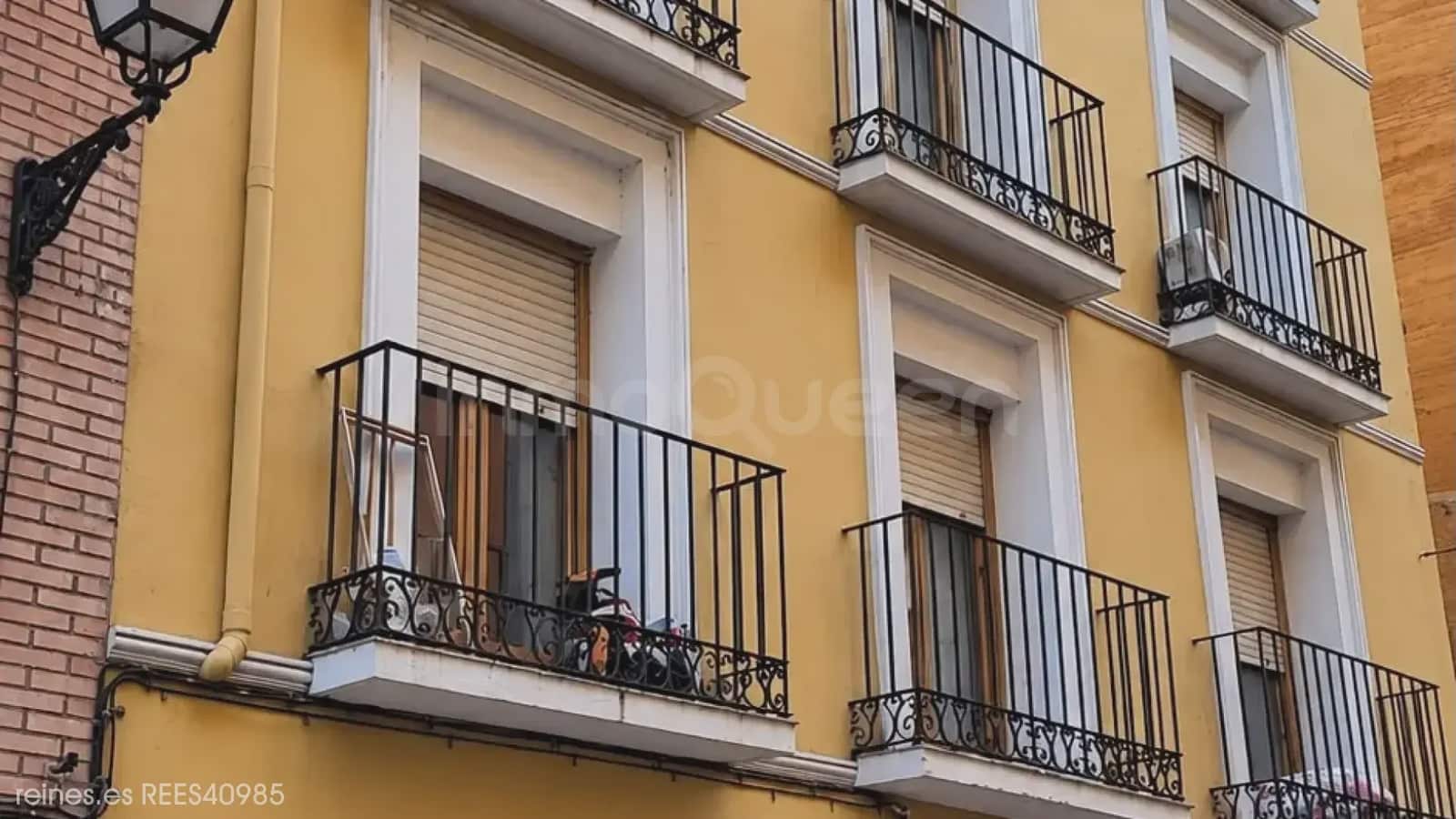 Apartment for sale in Zaragoza city - € 1,100,000 (Ref: 10161852)