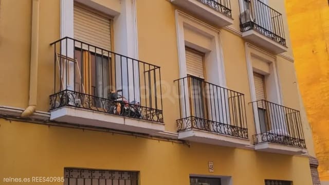 Leilighet til salgs i Zaragoza by - € 1 100 000 (Ref: 10161852)