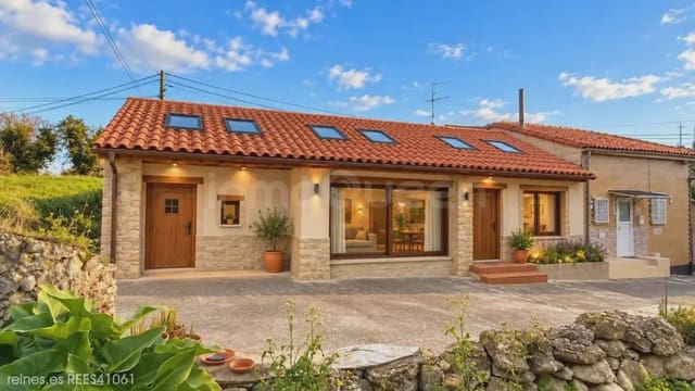 3 quarto Moradia em Banda para venda em San Vicente de la Barquera - 175 000 € (Ref: 10186232)