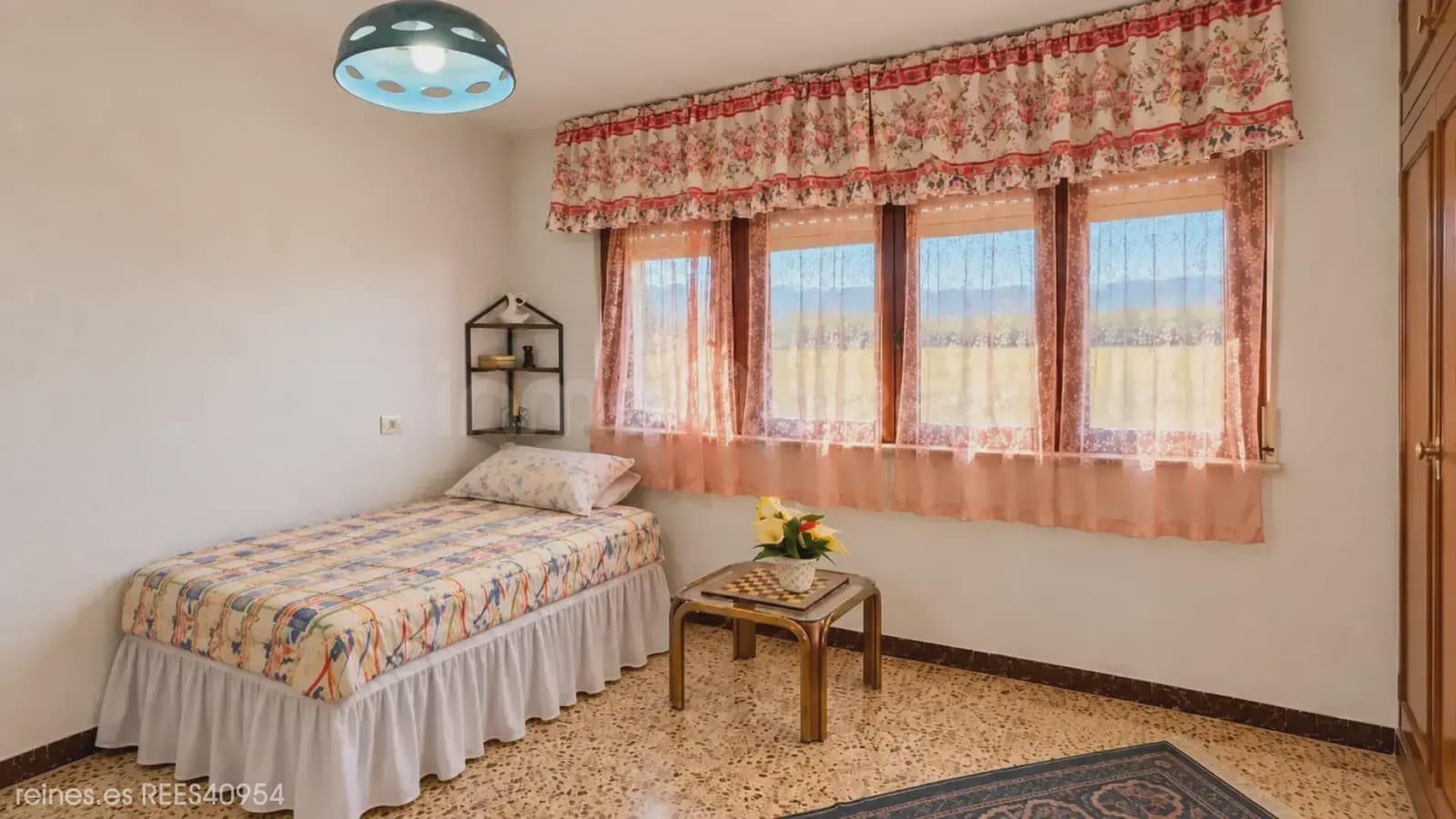 Chalet de 6 habitaciones en Vegadeo en venta con garaje - 300.000 € (Ref: 10186319)