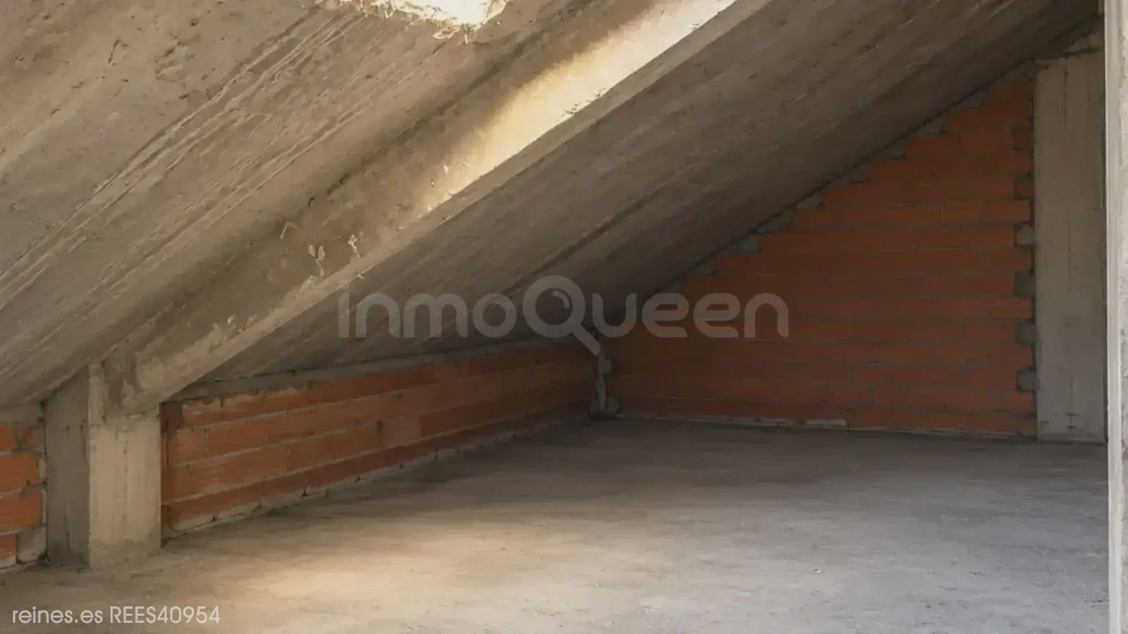Chalet de 6 habitaciones en Vegadeo en venta con garaje - 300.000 € (Ref: 10186319)